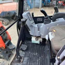 Kubota U27-4