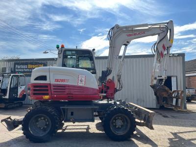 Takeuchi TB295W